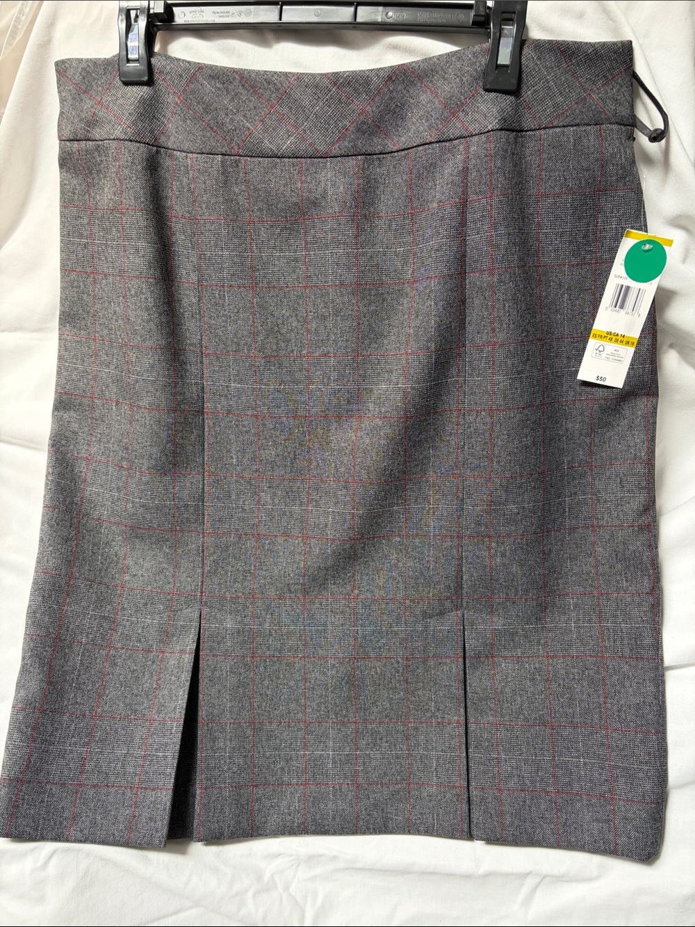 Evan Picone Black Label Classic Gray Plaid Pencil Skirt with Red Windowpane